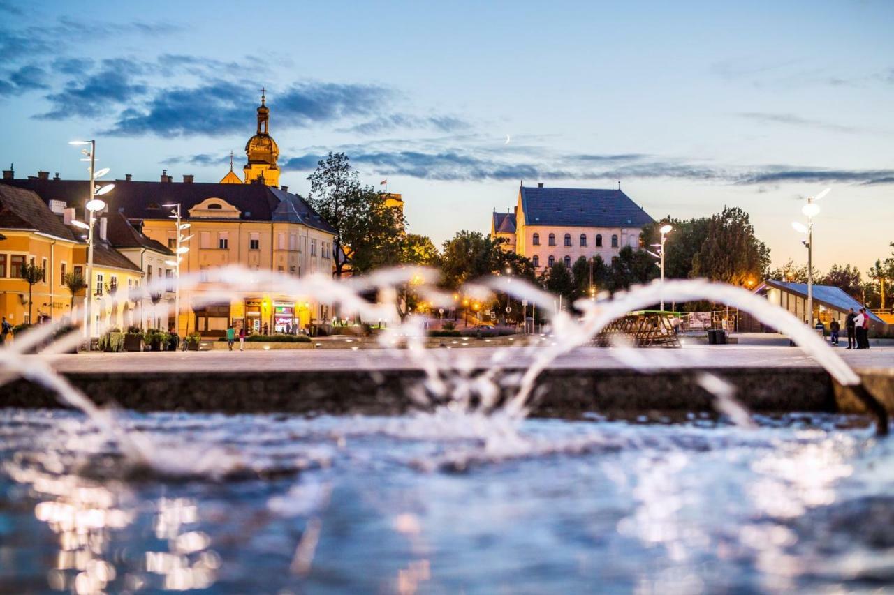 Hotel Kalvaria Superior Győr Exteriör bild